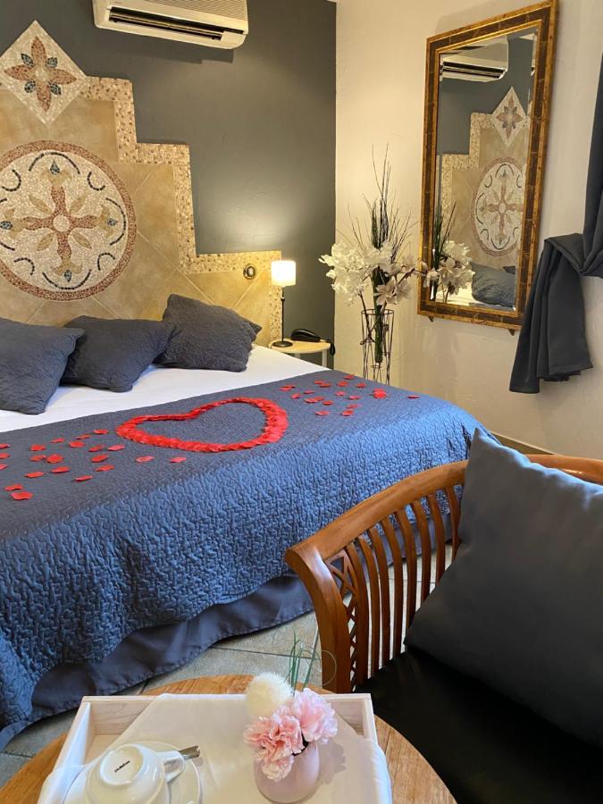 Logis Hotel Les II Mas - Perpignan Sud Cabestany Eksteriør billede